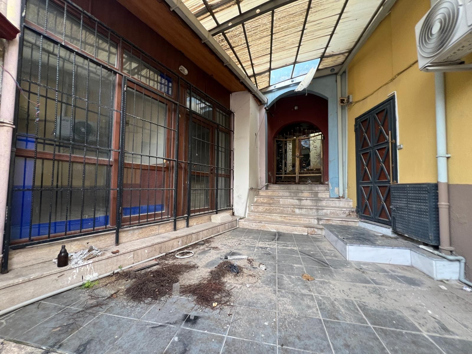 Milas Cumhuriyet Cad Satılık Fırsat İşyeri - Pehlevanlar'dan