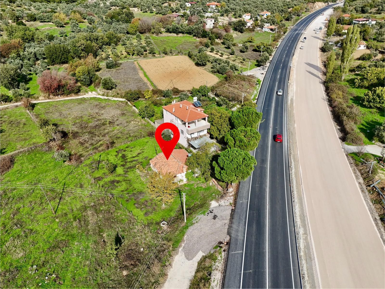 Pehlevanlar'dan Milas Tuzabat'ta Anayola Sıfır 800m2 İmarlı Arsa